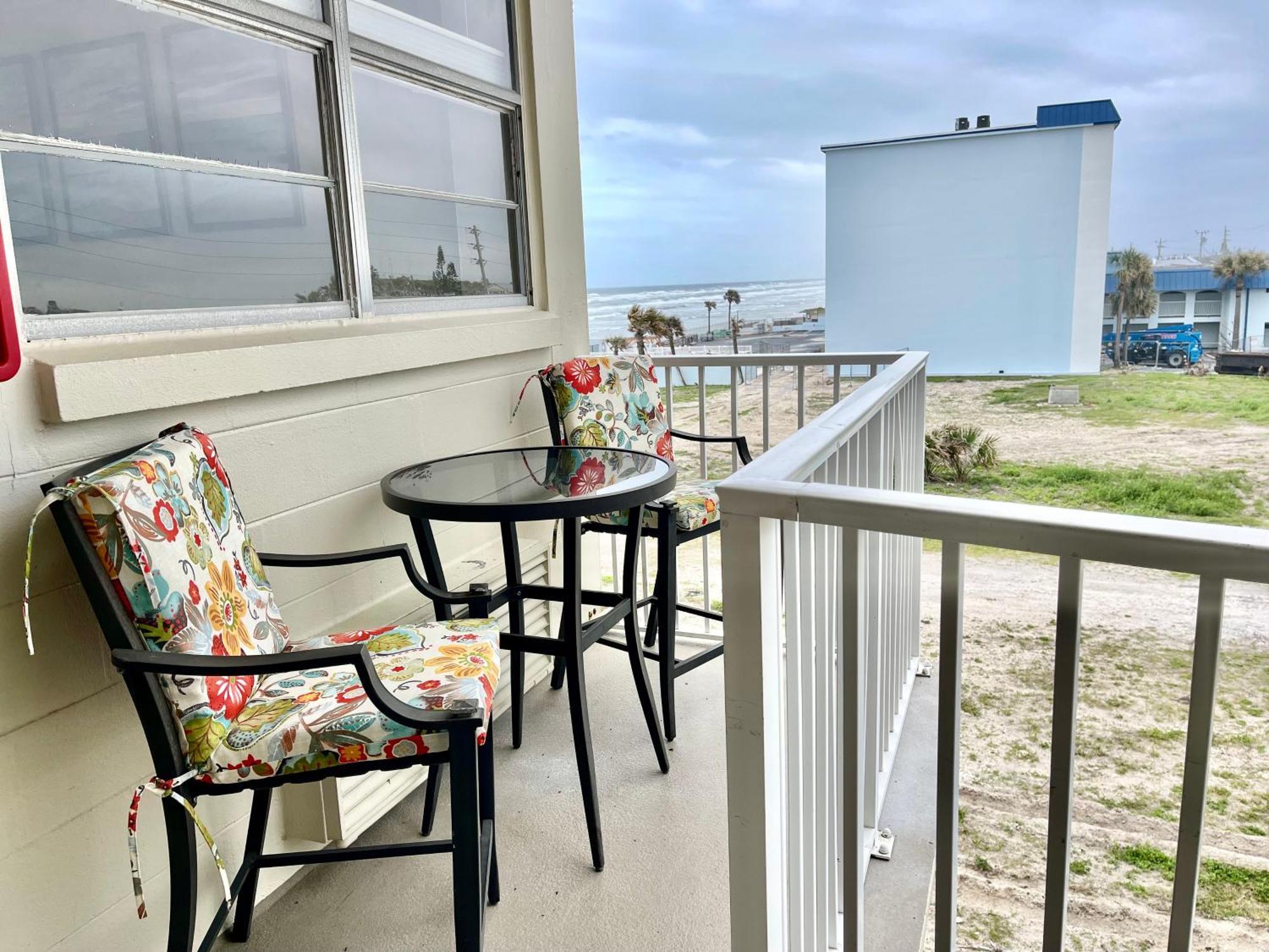 Sunset Studio Daytona Beachfront Экстерьер фото